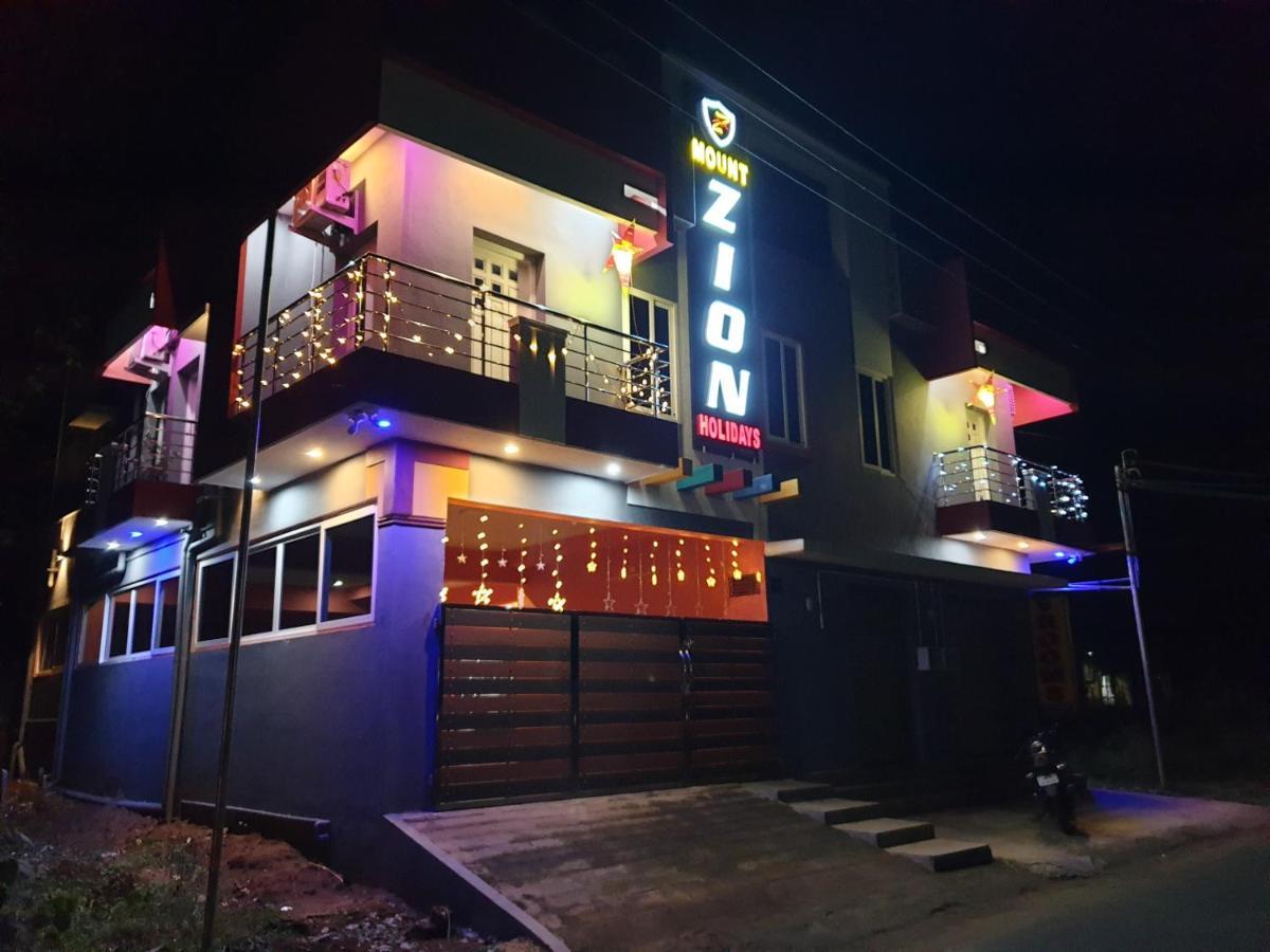 Mount Zion Holidays Hotel Kuttālam Екстериор снимка