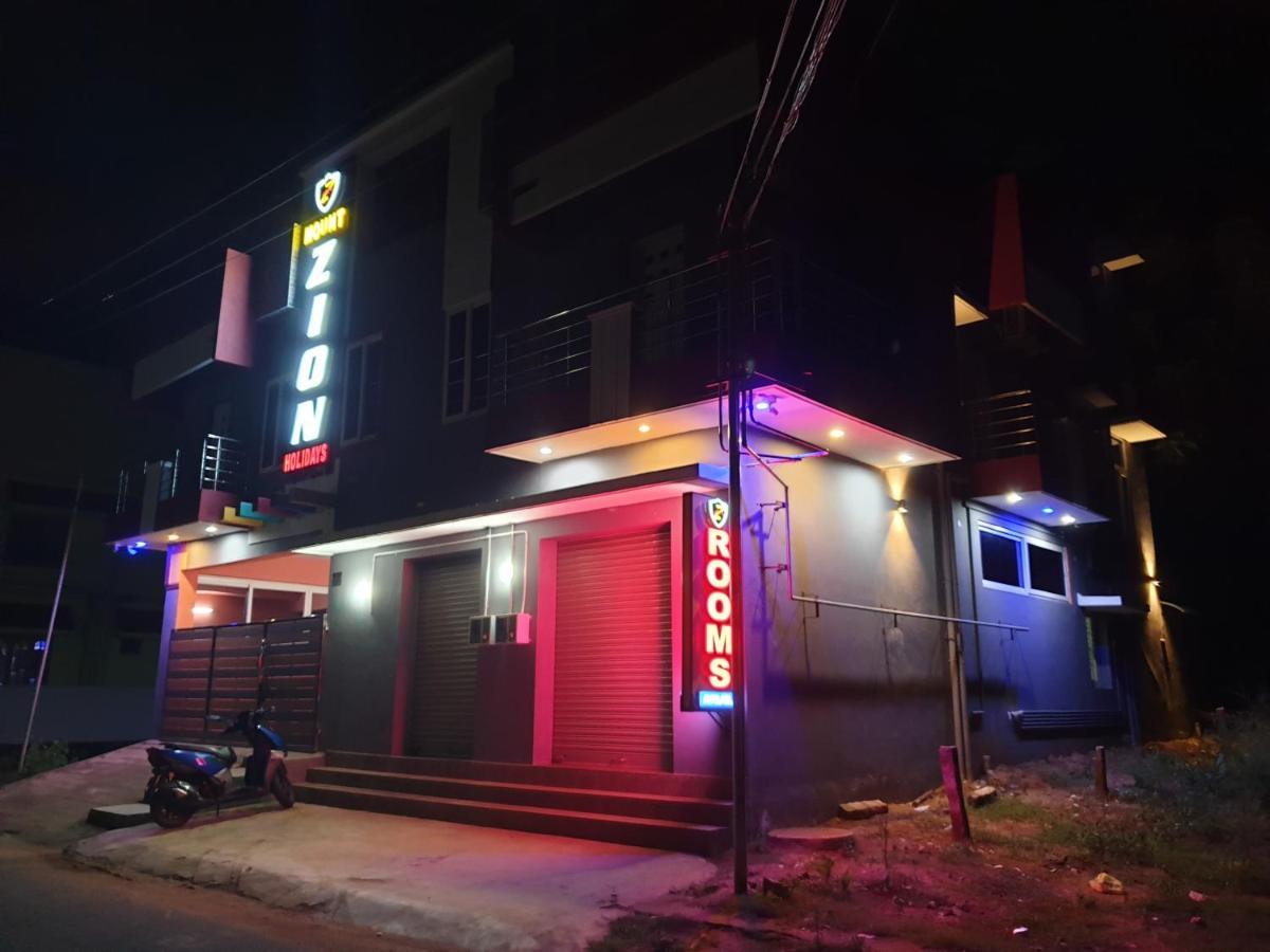 Mount Zion Holidays Hotel Kuttālam Екстериор снимка