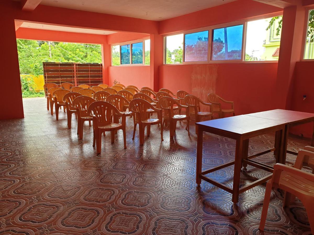 Mount Zion Holidays Hotel Kuttālam Екстериор снимка