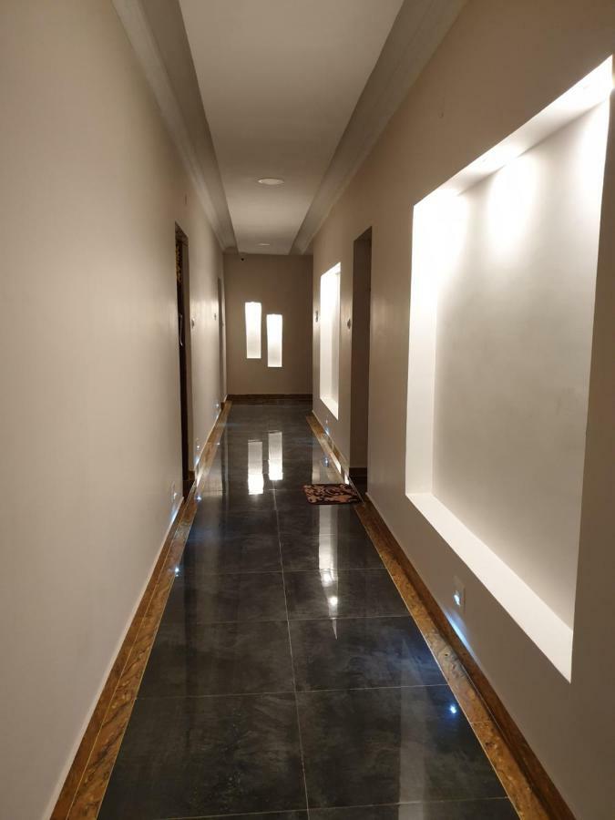 Mount Zion Holidays Hotel Kuttālam Екстериор снимка