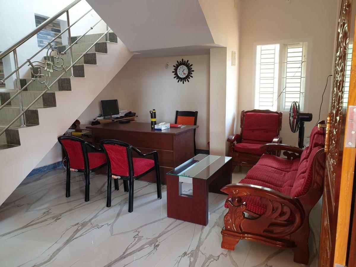 Mount Zion Holidays Hotel Kuttālam Екстериор снимка