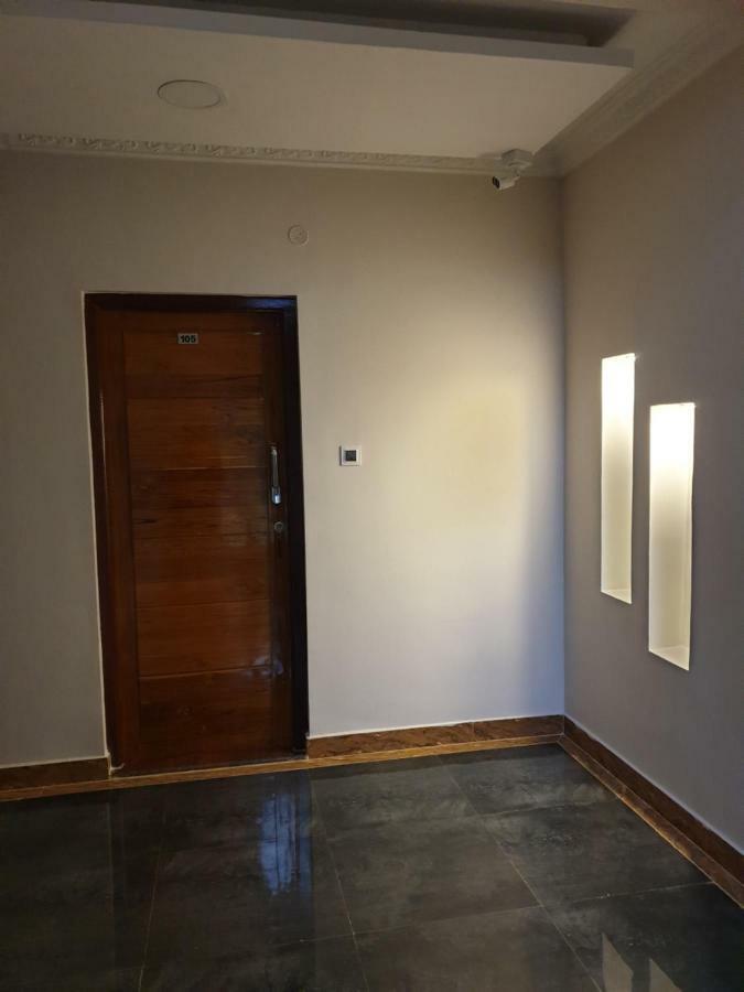 Mount Zion Holidays Hotel Kuttālam Екстериор снимка